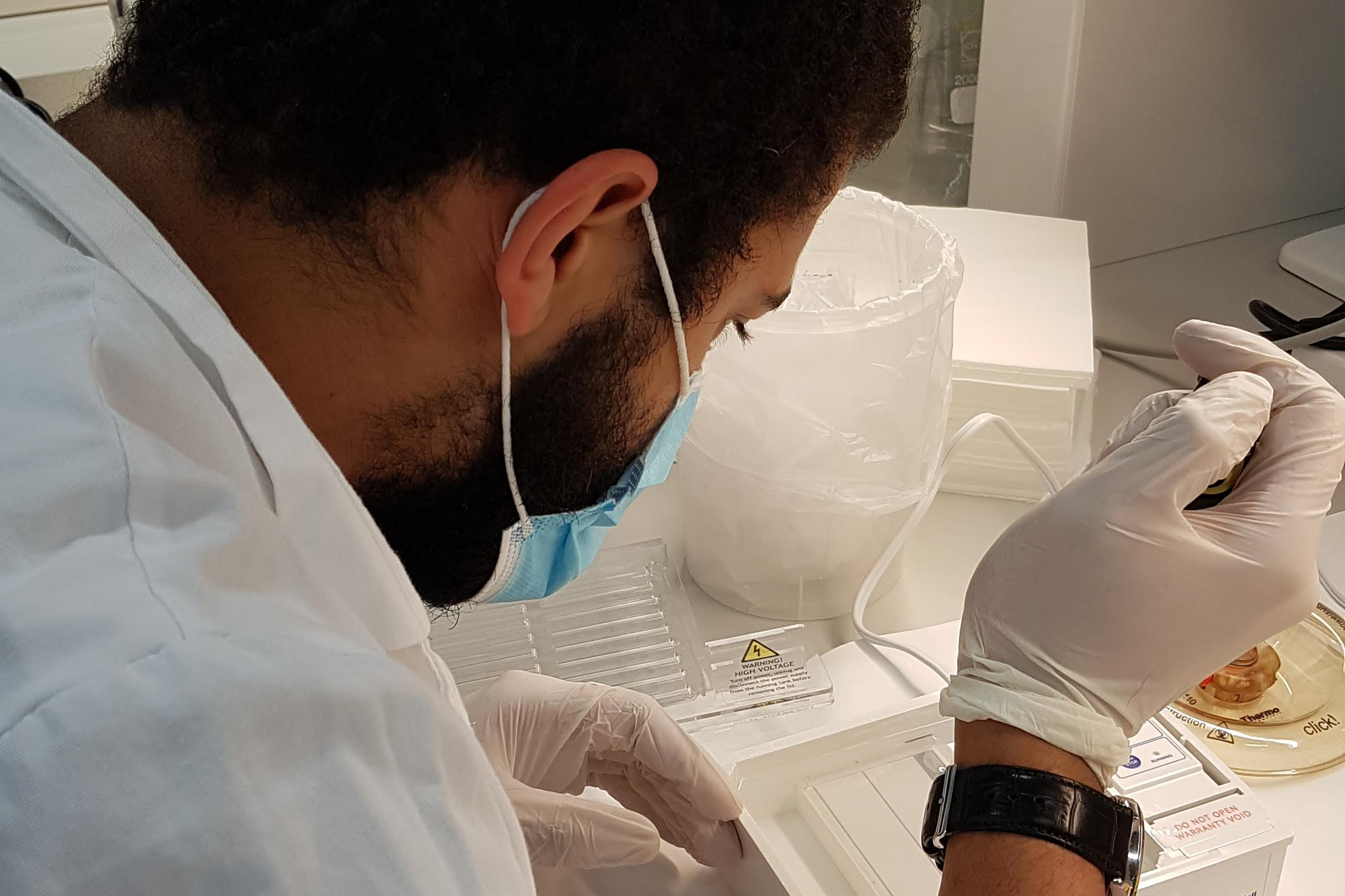 ALTERCAR PhD student Christopher Forcados in deep concentration the lab in Oslo. ©Sandy Joaquina