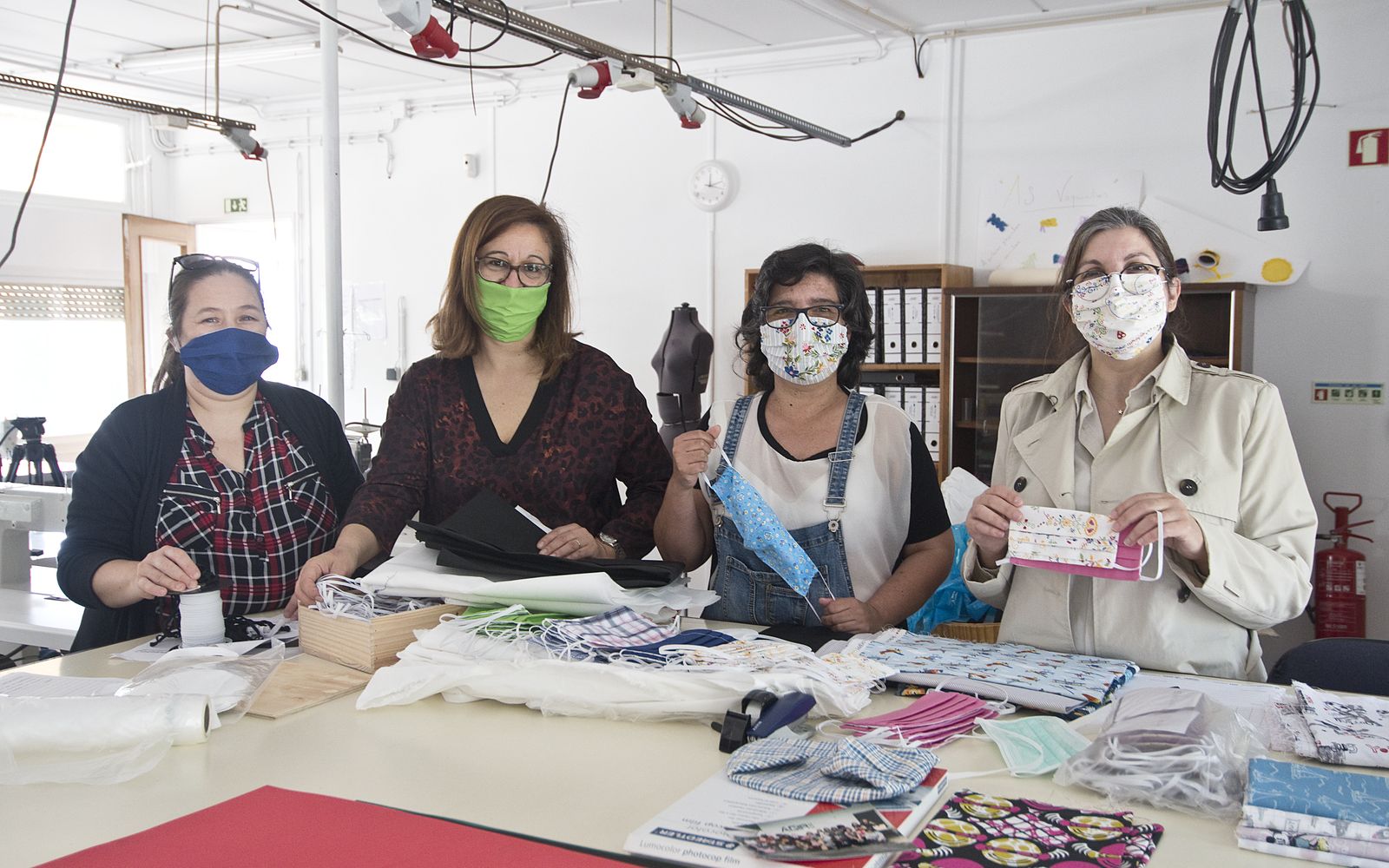 Sandra, Marina, Paula and Zélia all started sewing masks from their homes and distributing them in Lisbon